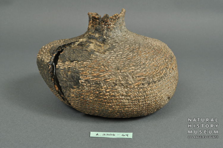 Tataviam Twined Water Bottle, Piru Creek | NHMLA #A.3306.36-64