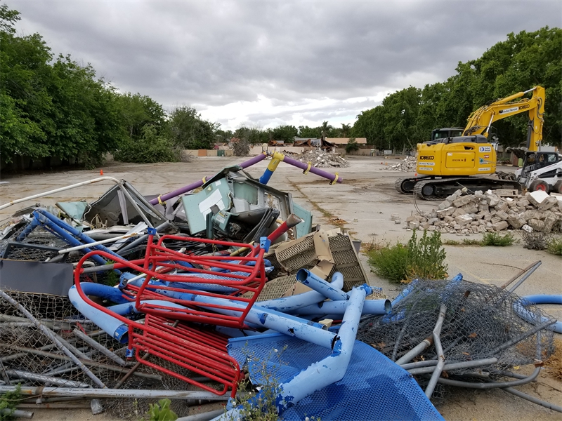 einstein-demolition-peeples-20190521 (1)